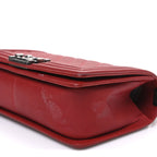 Caviar Quilted Medium Boy Flap Red