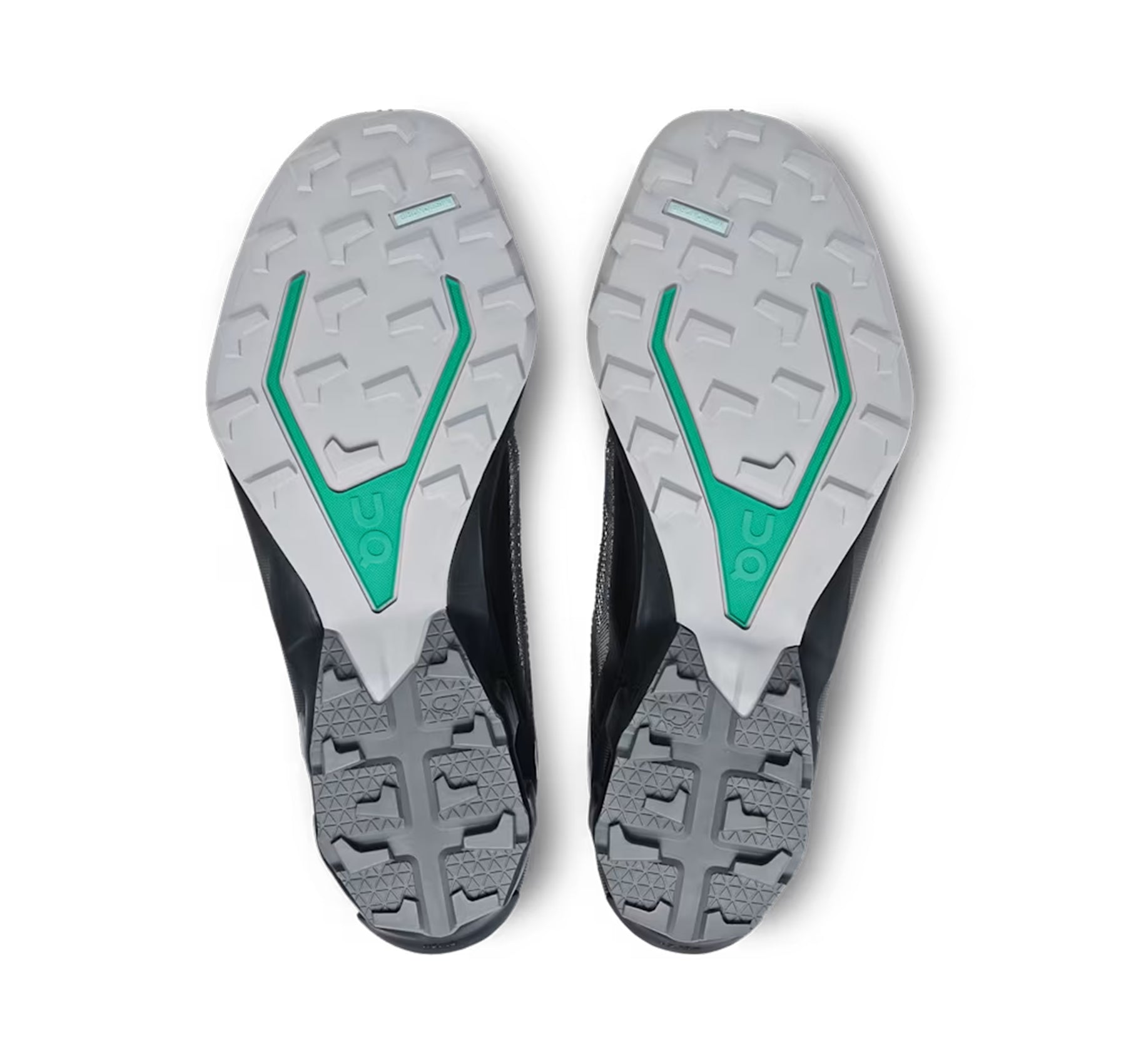 ON Women's Cloudventure Peak 3 Black/Glacier