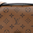Reverse Monogram Pochette Metis