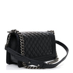 Caviar Quilted Medium Boy Flap Black