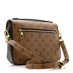 Reverse Monogram Pochette Metis