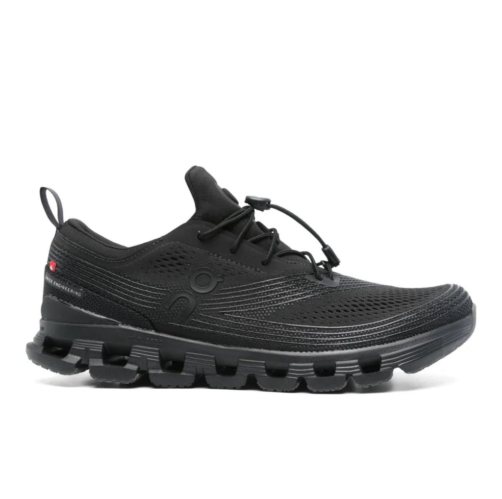 On Cloud X Z5 鈥楤lack鈥�