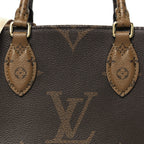 Reverse Monogram Giant Onthego PM