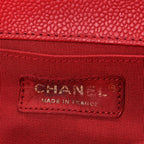 Caviar Quilted Medium Boy Flap Red