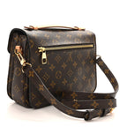 Monogram Pochette Metis