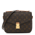 Monogram Pochette Metis