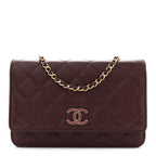 Shiny Caviar Quilted Strass Wallet On Chain WOC Bordeaux