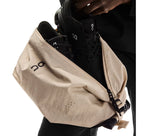 ON Sling Pack 9L Sand/Black